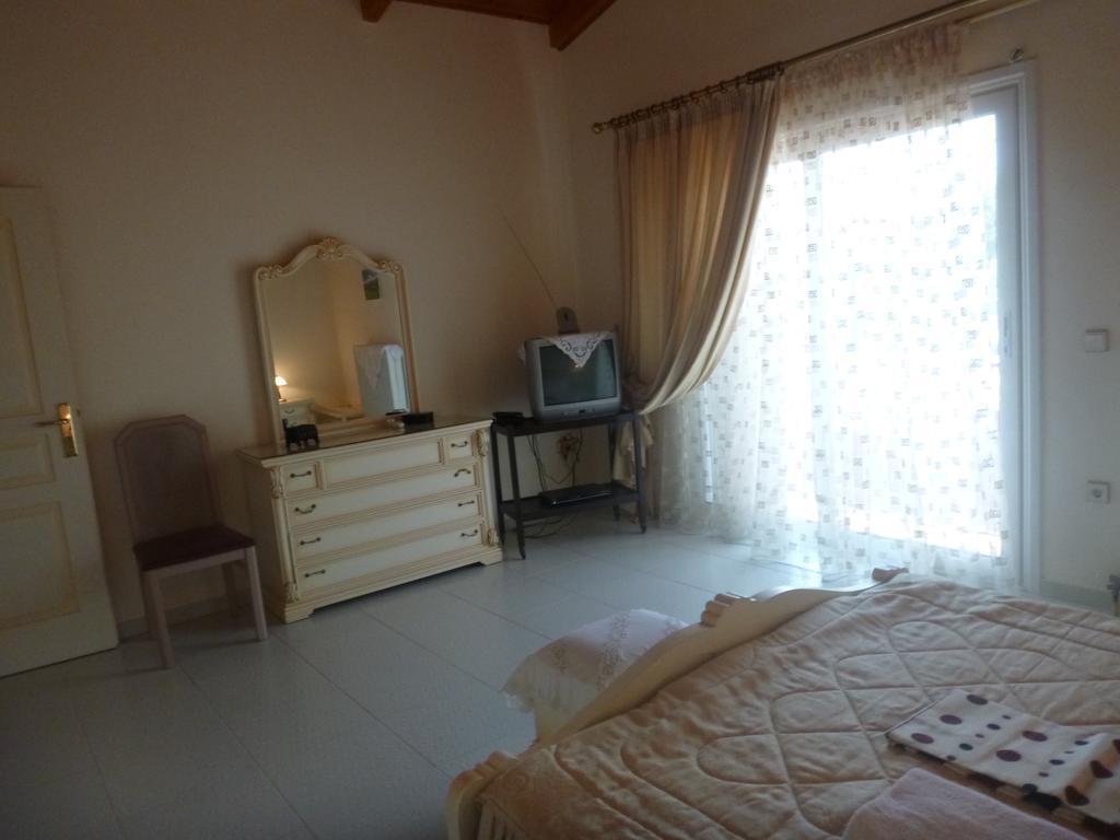 Villa Faidra Эретрия Экстерьер фото